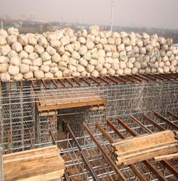 搭拆方便安quan可靠，碗扣式鋼管腳手架有訣竅